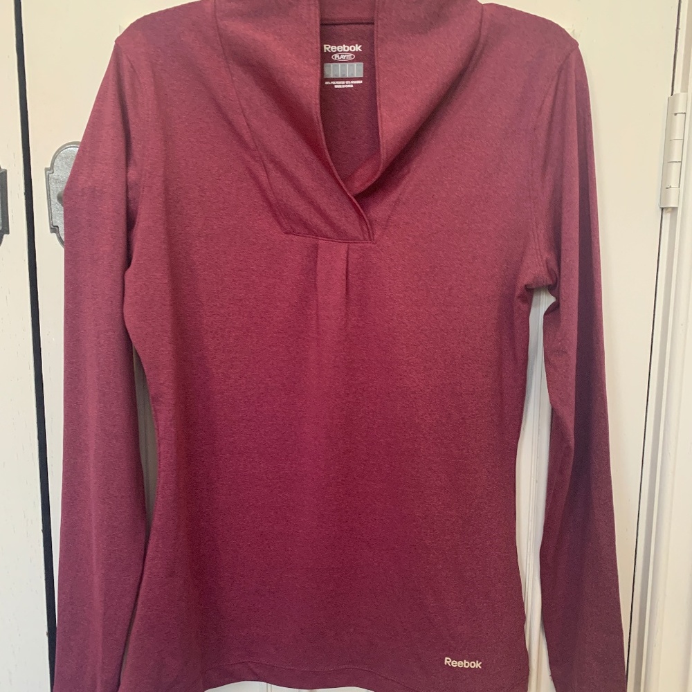 Reebok Play Dry Fitted Shirt.  88% Polyester, 12%